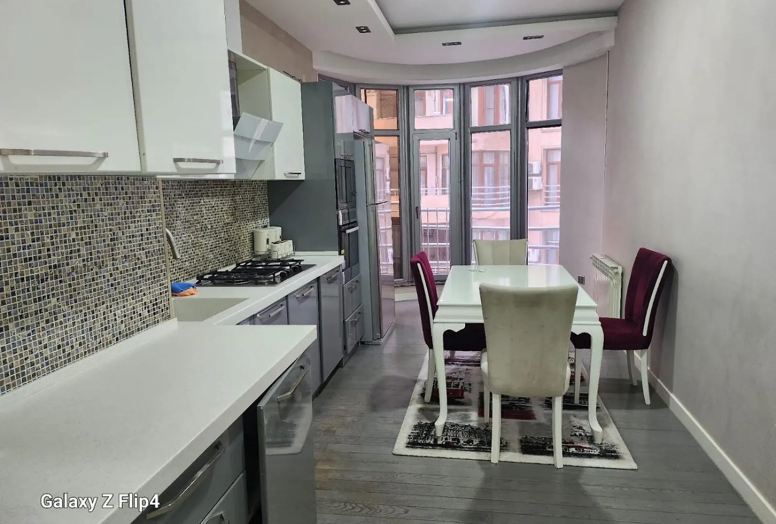 28 May - Khatai Metro Station - White City Boulevard 2 Bedrooms, 2 Bathrooms Baku 0*,